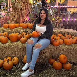 Meet your Posher, Arlene